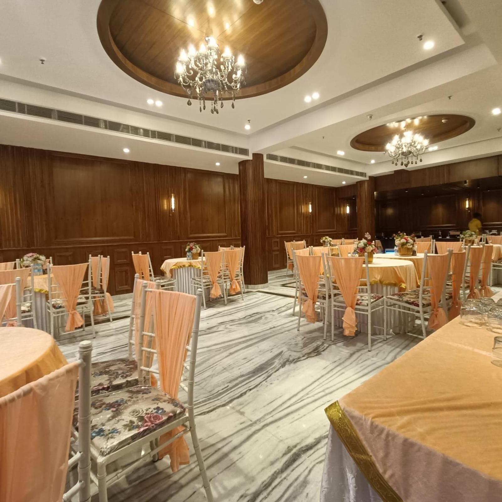 Hotel City Heart Premium Chandigarh Exterior photo