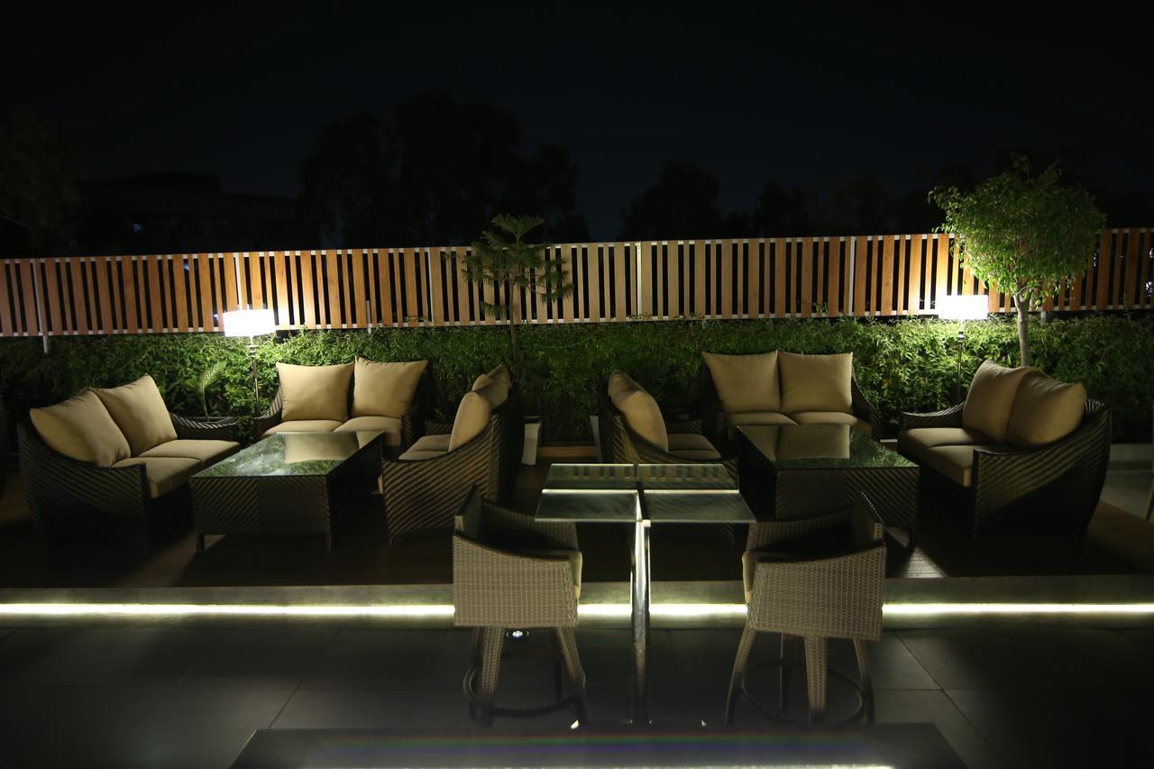 Hotel City Heart Premium Chandigarh Exterior photo