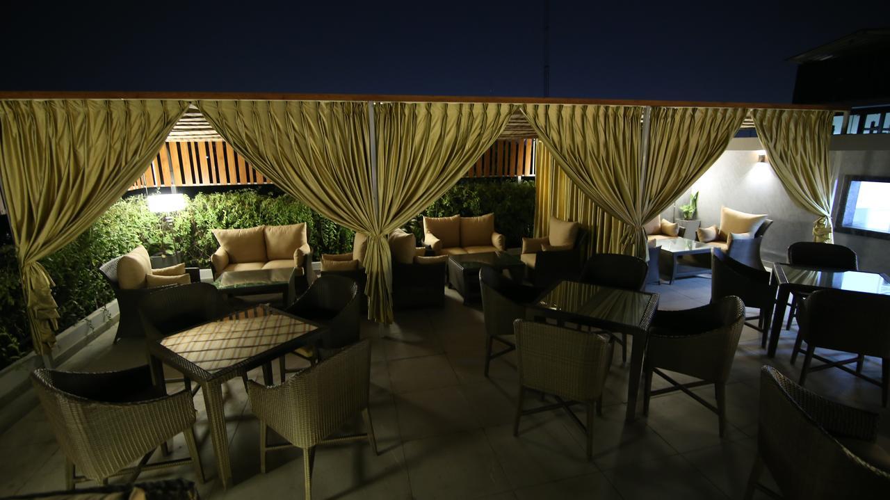 Hotel City Heart Premium Chandigarh Exterior photo